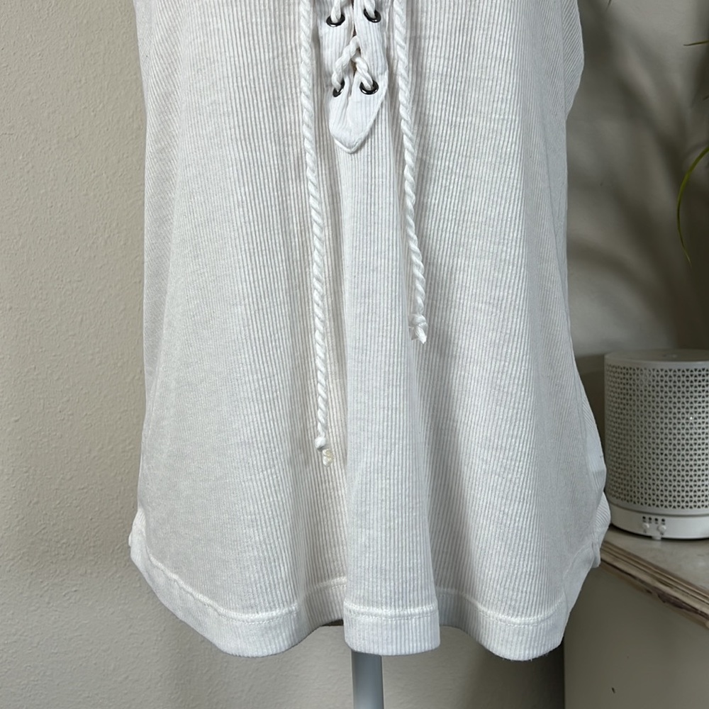 Ocean Drive M White Ribbed Tank - Picture 4 of 13